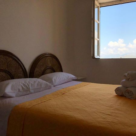 Il Vecchio E Il Mare Bed and Breakfast Gaeta Eksteriør billede