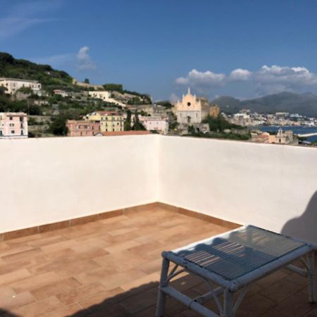 Il Vecchio E Il Mare Bed and Breakfast Gaeta Eksteriør billede