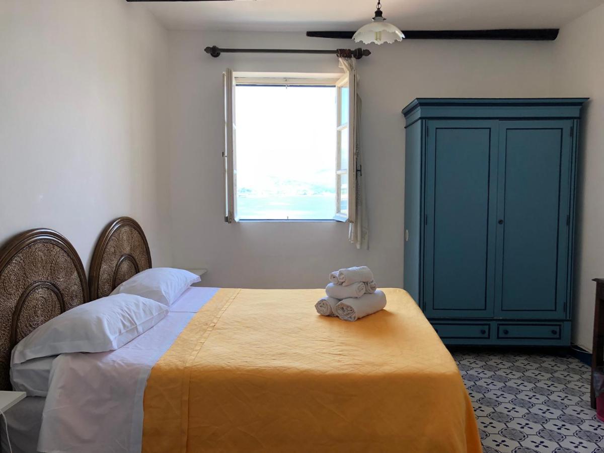 Il Vecchio E Il Mare Bed and Breakfast Gaeta Eksteriør billede