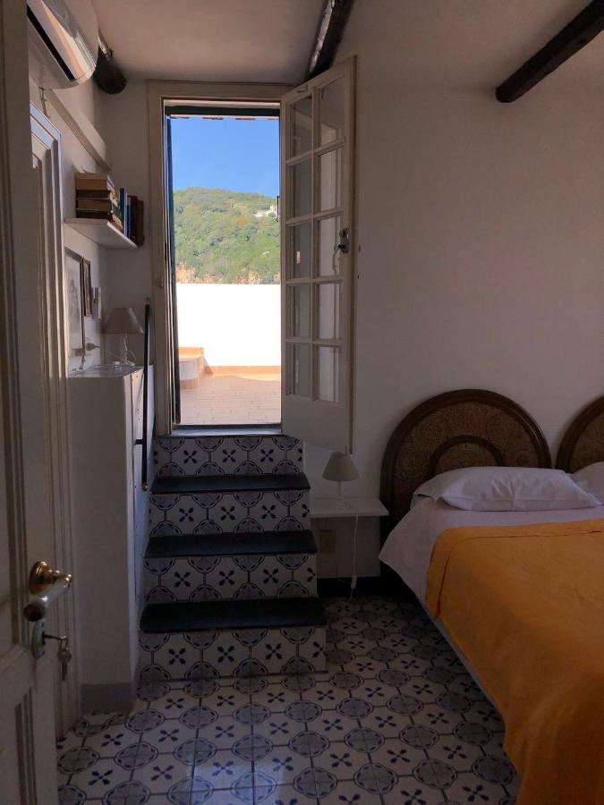 Il Vecchio E Il Mare Bed and Breakfast Gaeta Eksteriør billede