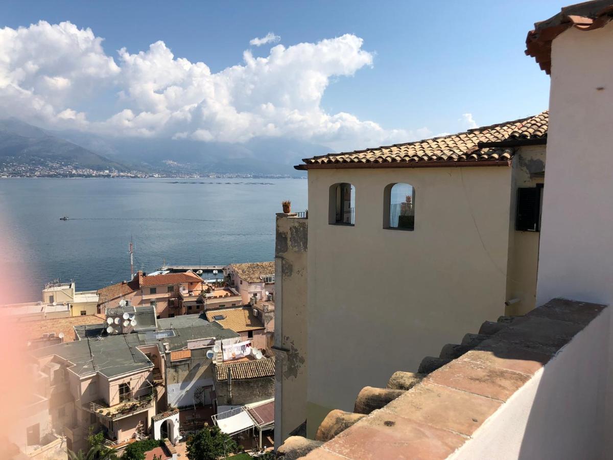 Il Vecchio E Il Mare Bed and Breakfast Gaeta Eksteriør billede