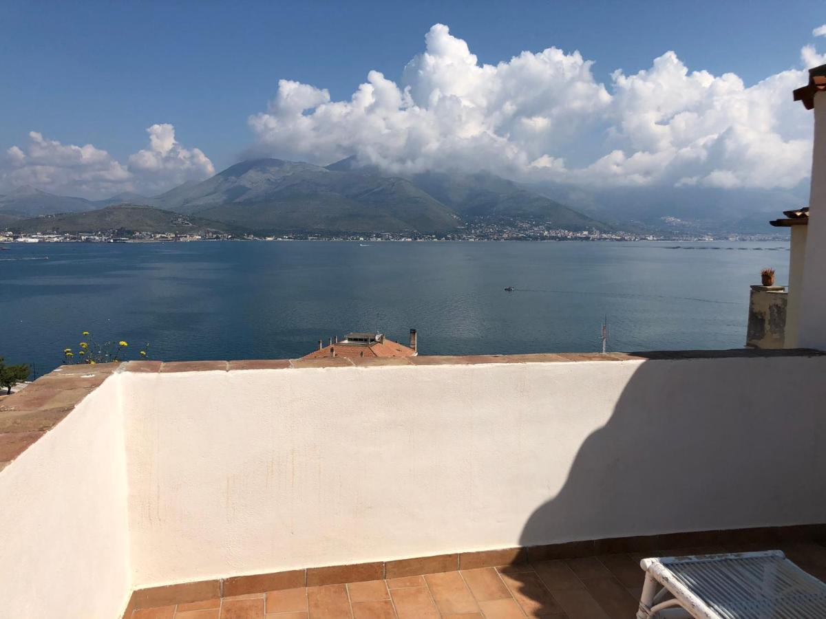 Il Vecchio E Il Mare Bed and Breakfast Gaeta Eksteriør billede